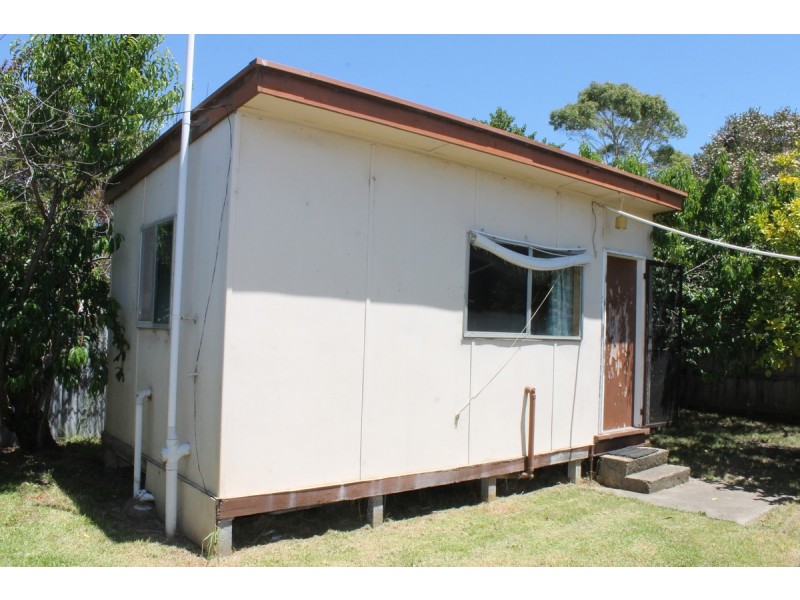 8 Seascape Avenue, Cowes VIC 3922