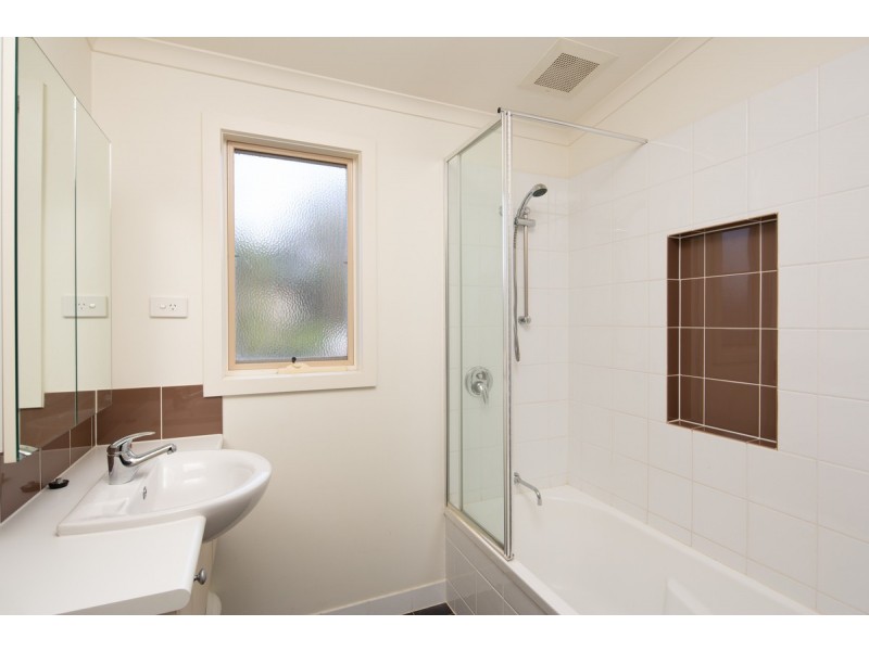 Villa 106/2128 Phillip Island Road, Cowes VIC 3922