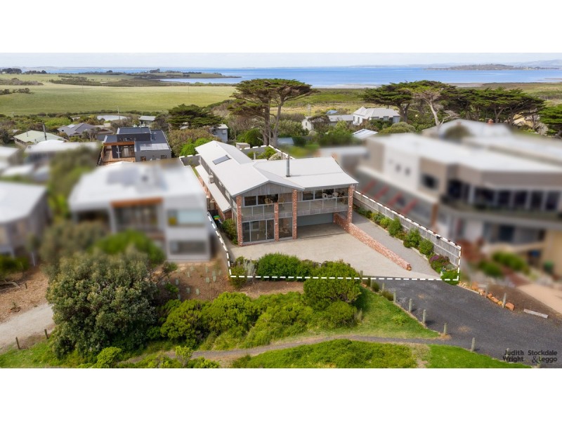 138 The Esplanade, Surf Beach VIC 3922