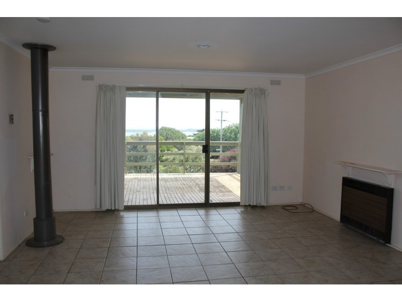 14 Anderson Street, San Remo VIC 3925