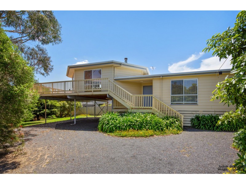 42 Driftwood Drive, Cowes VIC 3922