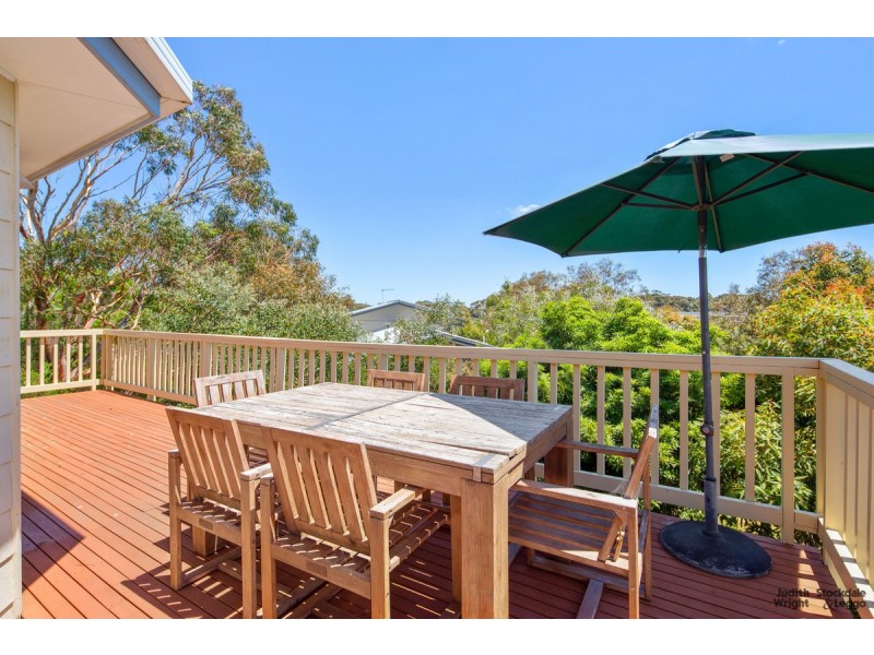 42 Driftwood Drive, Cowes VIC 3922