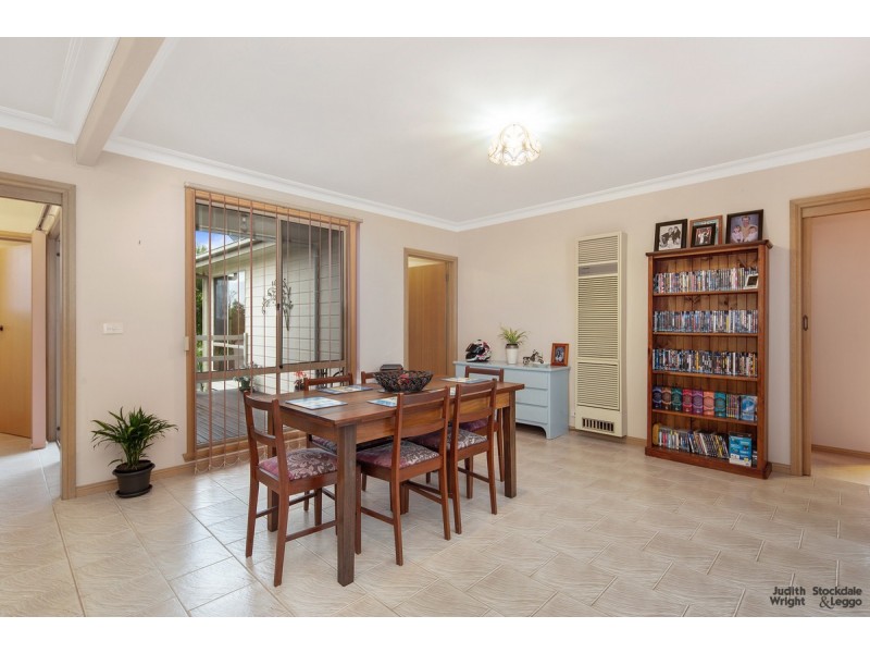 15 Hallway Drive, Wimbledon Heights VIC 3922