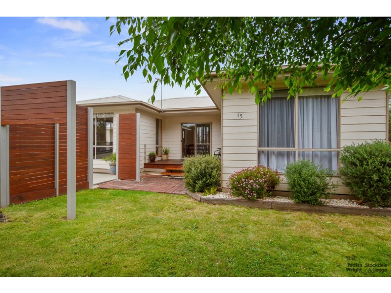 15 Hallway Drive, Wimbledon Heights VIC 3922