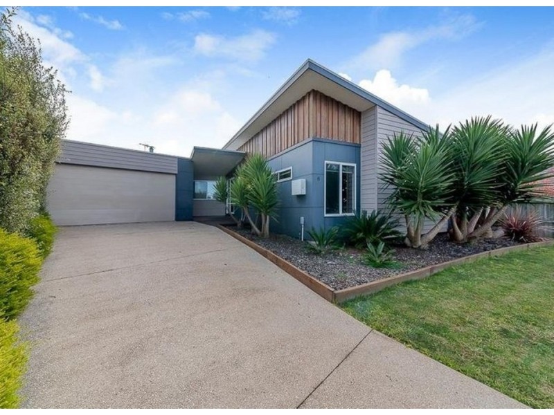 6 Grevilia Court, Cowes VIC 3922