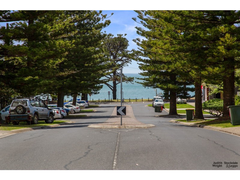 1-4/9 Findlay Street, Cowes VIC 3922