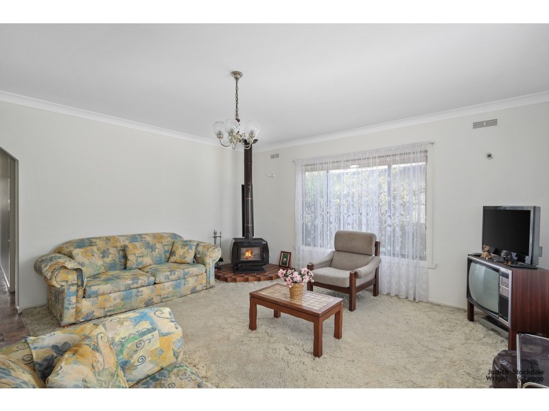 19 Churchill Drive, Cowes VIC 3922