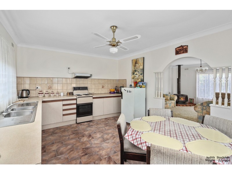 19 Churchill Drive, Cowes VIC 3922