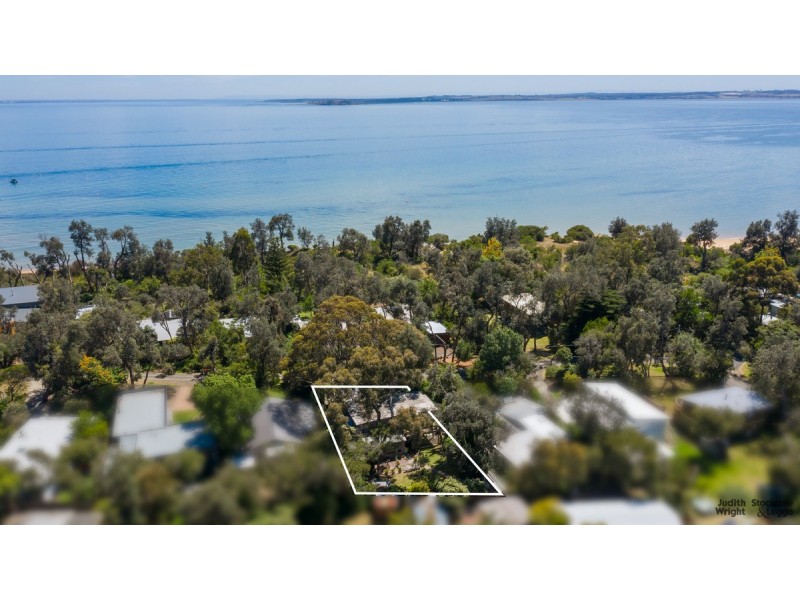 12 Woodland Avenue, Silverleaves VIC 3922