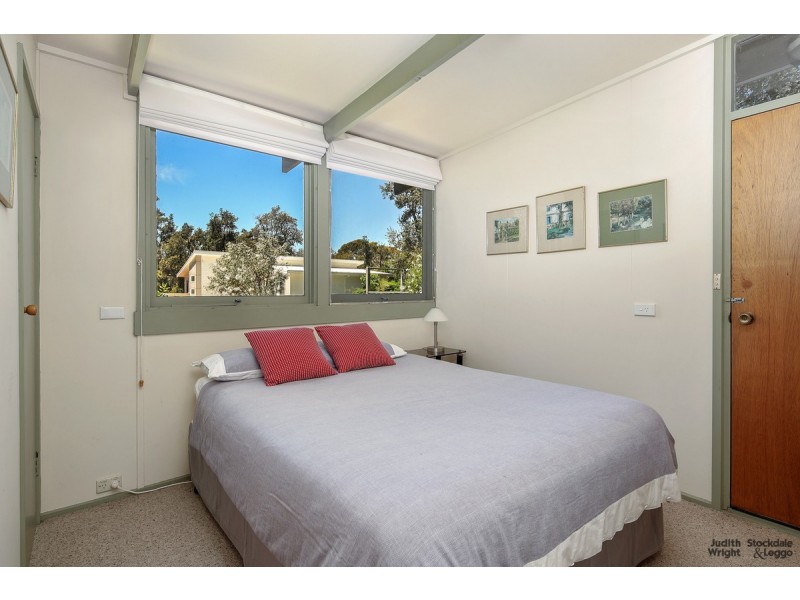 12 Woodland Avenue, Silverleaves VIC 3922