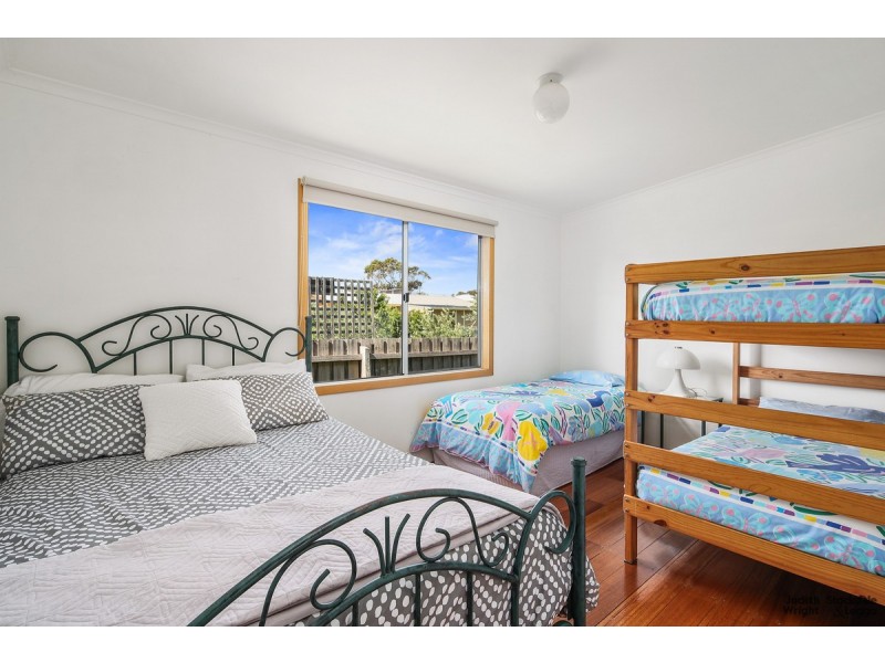 11 Rita Avenue, Cowes VIC 3922