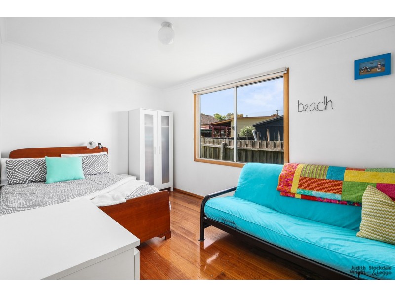11 Rita Avenue, Cowes VIC 3922