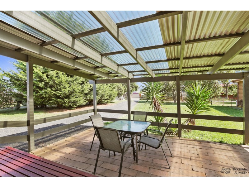 11 Rita Avenue, Cowes VIC 3922