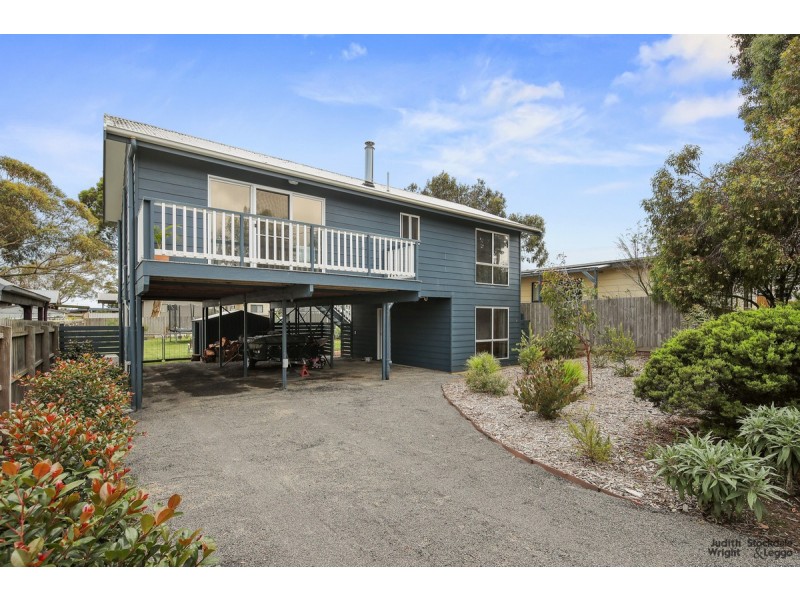 20 Terry Crescent, Wimbledon Heights VIC 3922