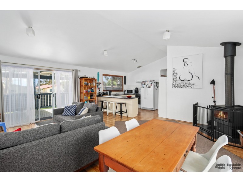 20 Terry Crescent, Wimbledon Heights VIC 3922