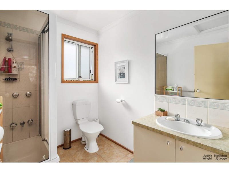 20 Terry Crescent, Wimbledon Heights VIC 3922