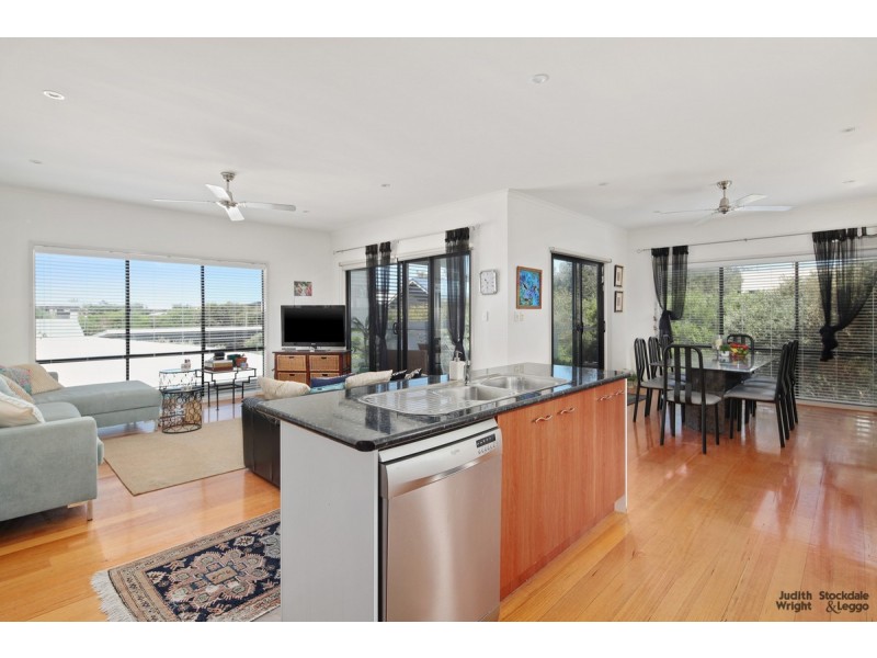 90 Ocean Reach, Cape Woolamai VIC 3925