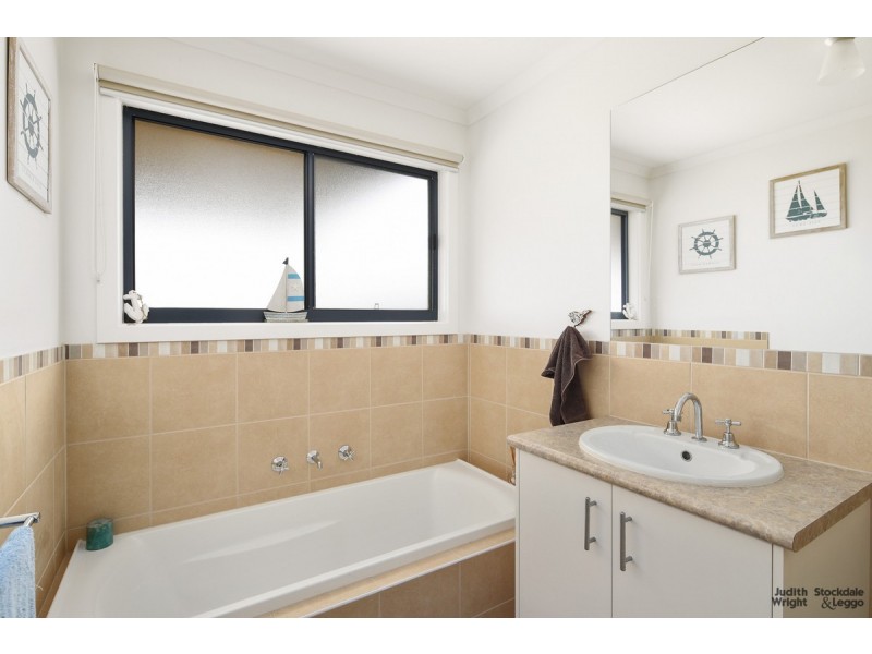 5 Possum Place, Cowes VIC 3922