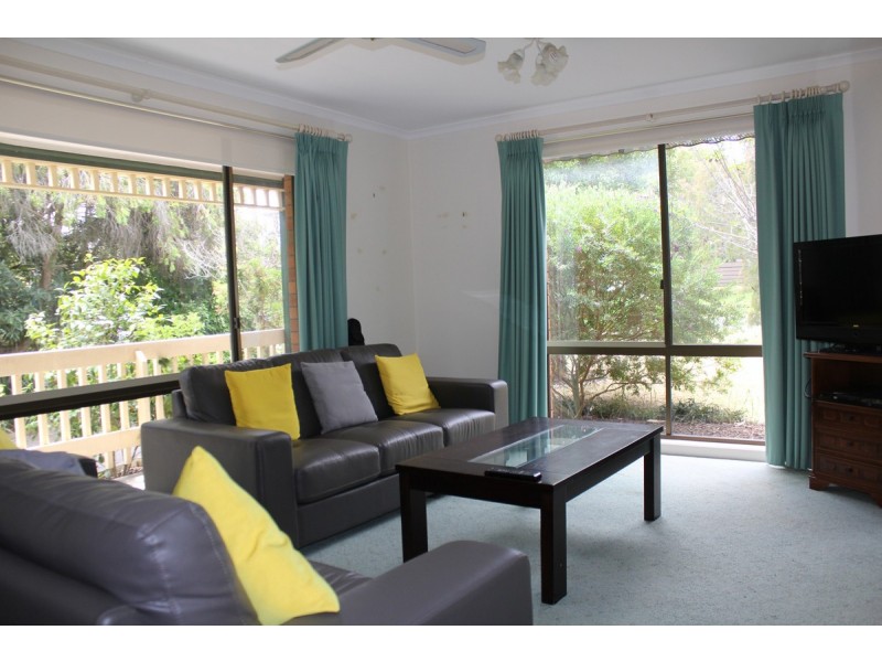 57 San Remo Parade, San Remo VIC 3925