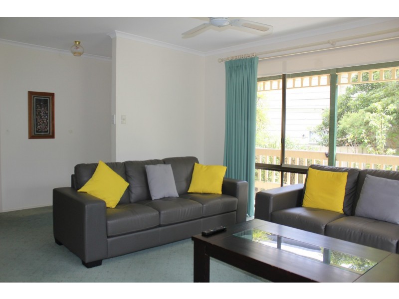 57 San Remo Parade, San Remo VIC 3925