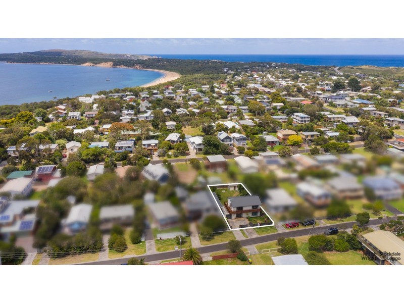 33 Seashell Avenue, Cape Woolamai VIC 3925