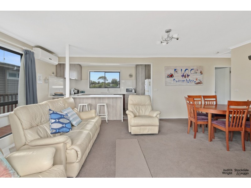 33 Seashell Avenue, Cape Woolamai VIC 3925