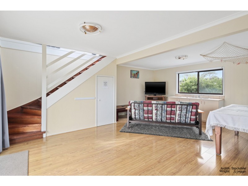 33 Seashell Avenue, Cape Woolamai VIC 3925