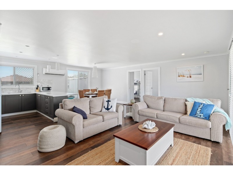 260 Settlement Road, Cowes VIC 3922