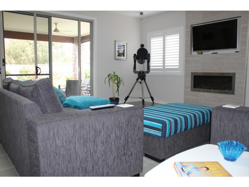 3 Peninsula View, Cowes VIC 3922