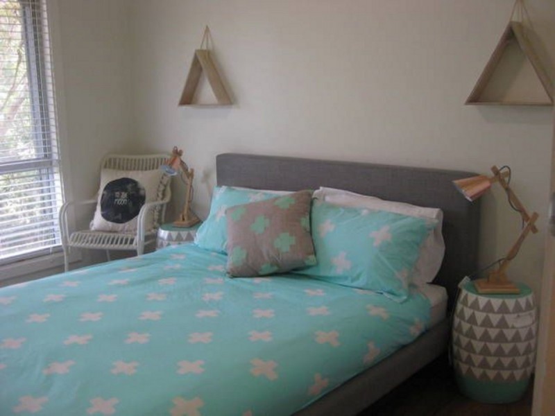 33 Churchill Drive, Cowes VIC 3922