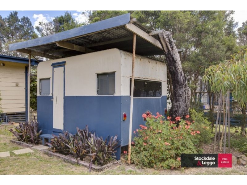 33 Churchill Drive, Cowes VIC 3922