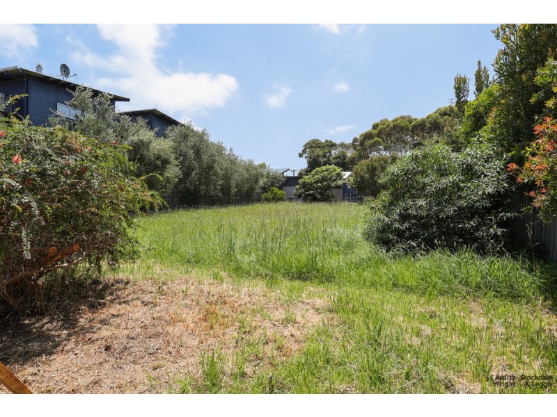 16 Sunset Drive, Sunset Strip VIC 3922