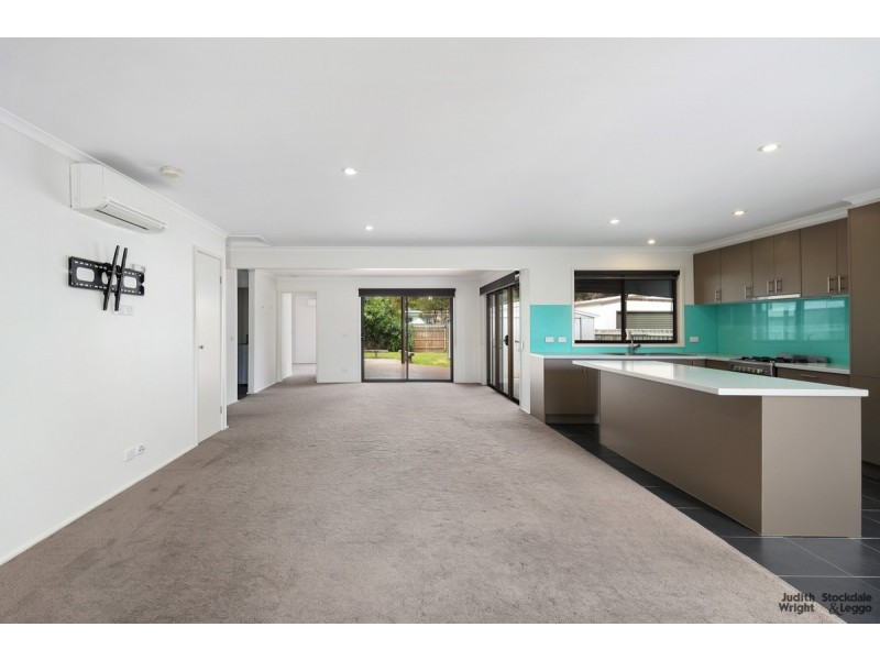 603 Settlement Road, Cowes VIC 3922