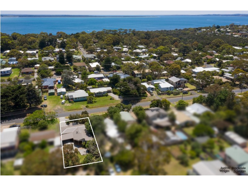 603 Settlement Road, Cowes VIC 3922