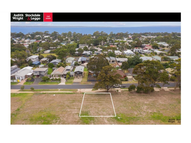 337 Settlement Road, Cowes VIC 3922