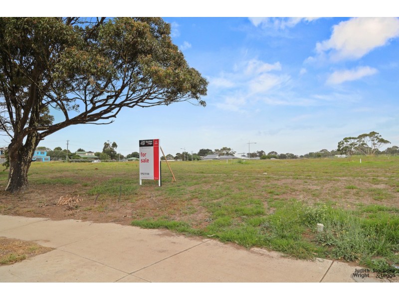 337 Settlement Road, Cowes VIC 3922