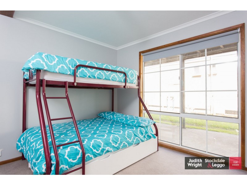 104 Scenic Drive, Cowes VIC 3922