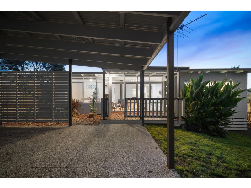 1/35 Plover Street, Cowes VIC 3922