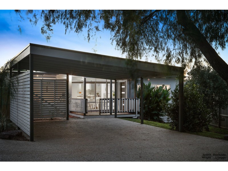 1/35 Plover Street, Cowes VIC 3922