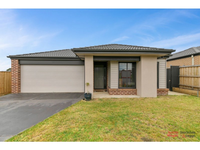 15 Elvington Avenue, Cowes VIC 3922