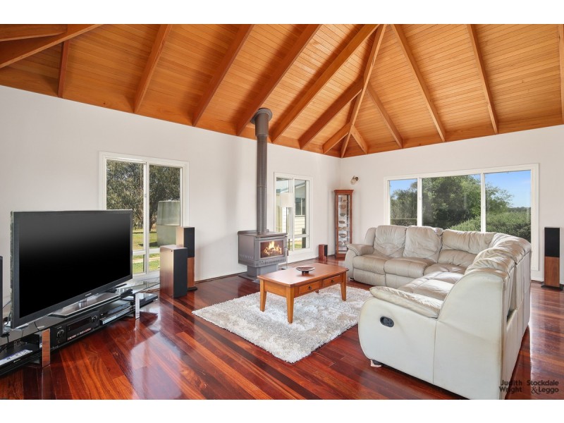 380 Back Beach Road, Cowes VIC 3922