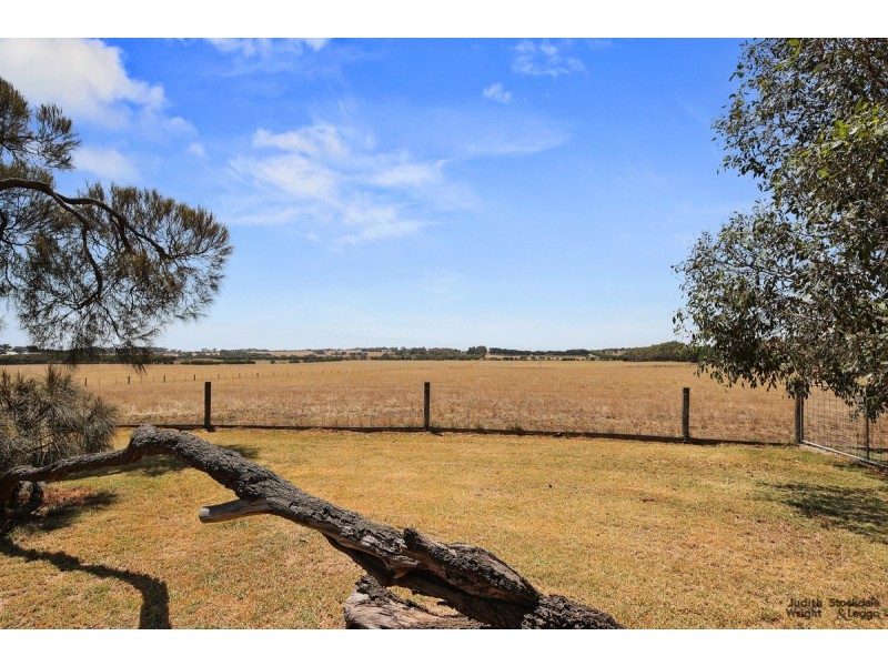 380 Back Beach Road, Cowes VIC 3922