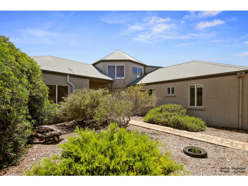 380 Back Beach Road, Cowes VIC 3922