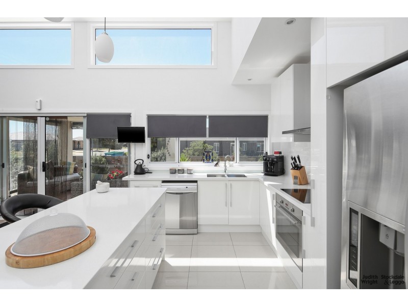 6 Grampian Boulevard, Cowes VIC 3922