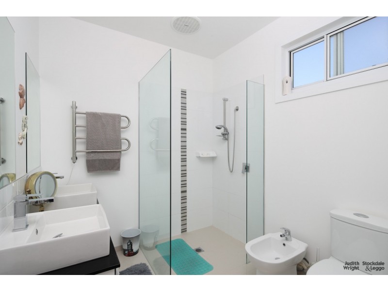 6 Grampian Boulevard, Cowes VIC 3922