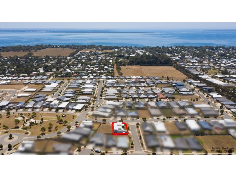 6 Grampian Boulevard, Cowes VIC 3922