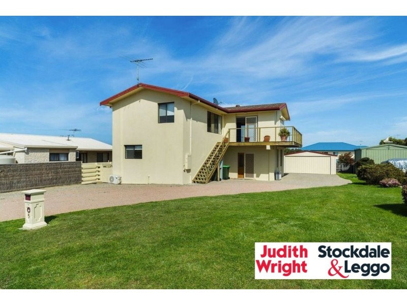 5 Boathaven Grove, San Remo VIC 3925