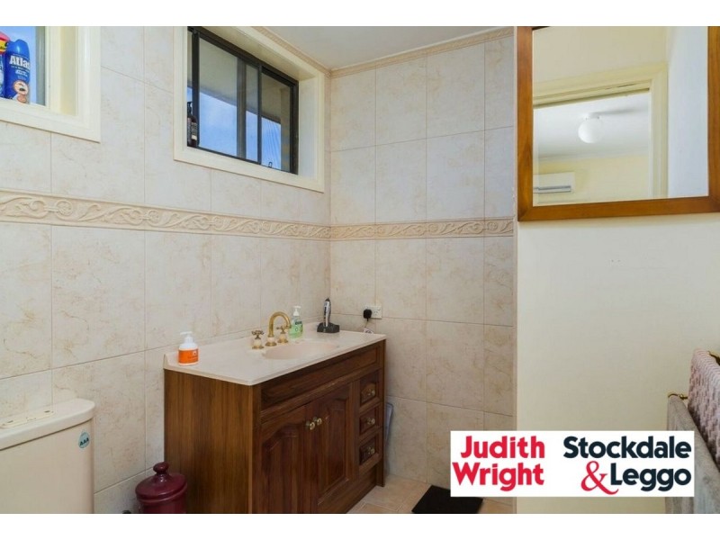 5 Boathaven Grove, San Remo VIC 3925