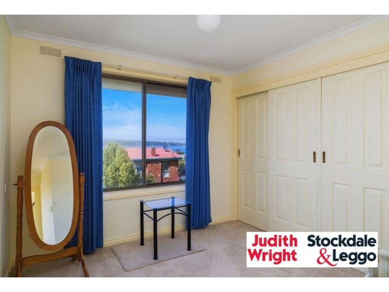 5 Boathaven Grove, San Remo VIC 3925