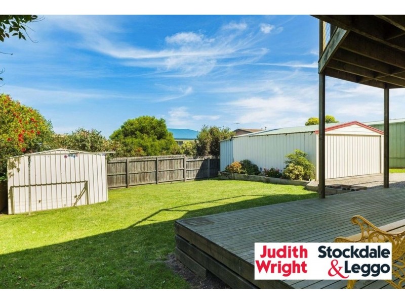 5 Boathaven Grove, San Remo VIC 3925